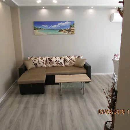 Apartment синият залив